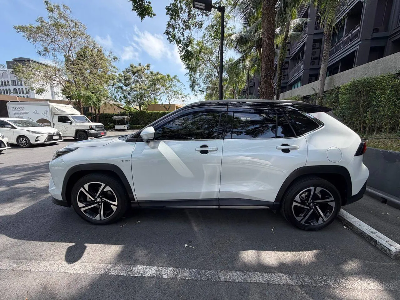 Toyota Yaris Cross Hybrid — аренда на Пхукете, фото 3