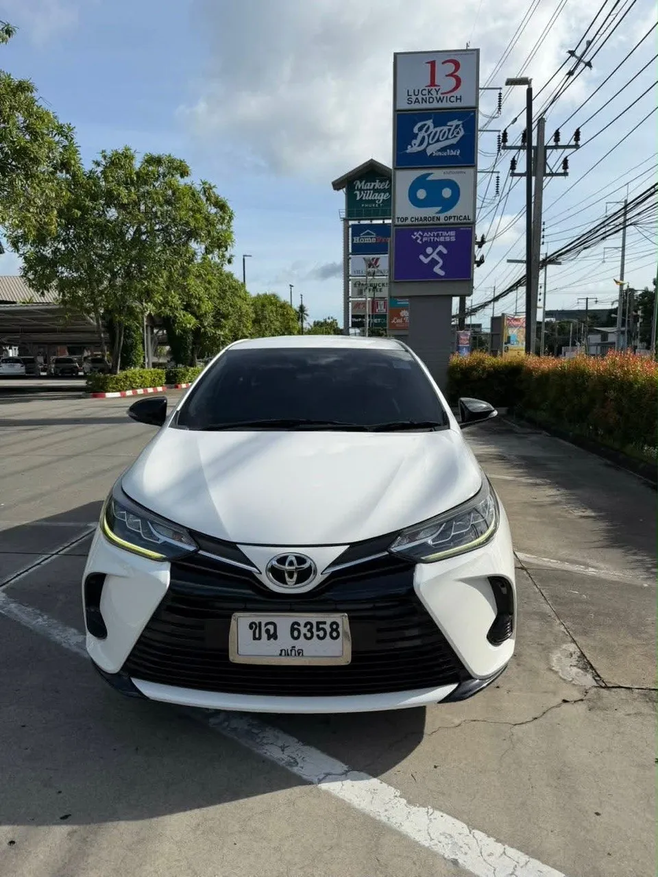 Toyota Yaris Sedan — аренда на Пхукете, фото 3